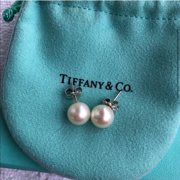 Tiffany & Co Ziegfeld Collection Pearl Earrings - Picture 1 of 7